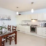 Apartment Maris *