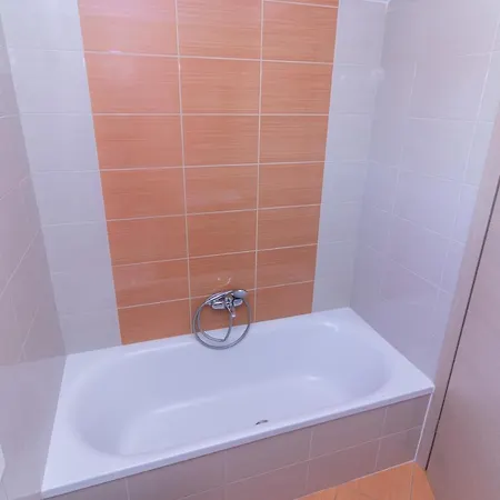 Maris Apartment Palit