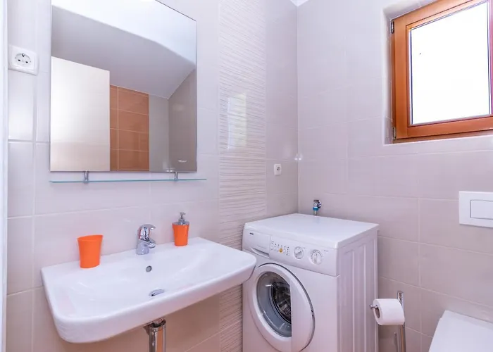 Apartament Maris Palit