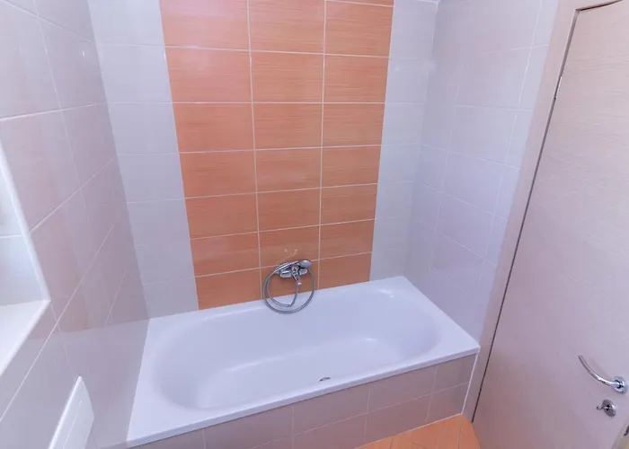 Maris Apartament Palit