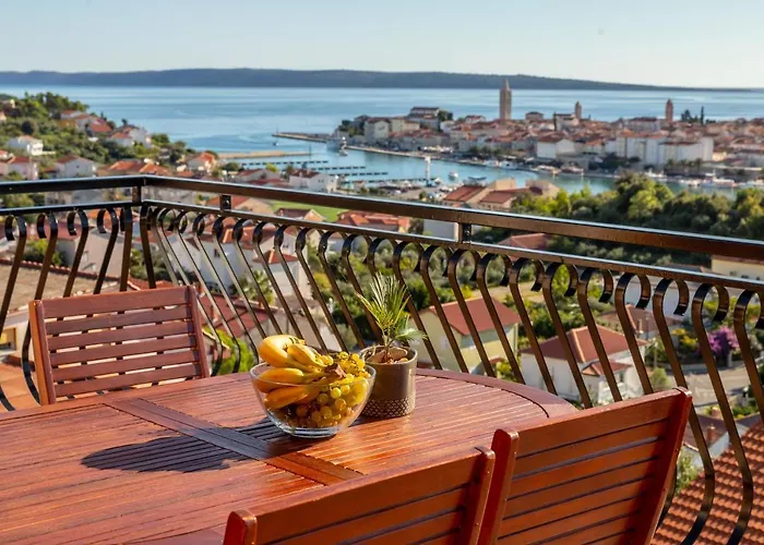 Maris Apartament Palit